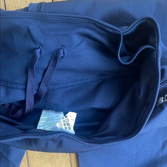 New Balance Navy Leggings - Picture 7 of 7